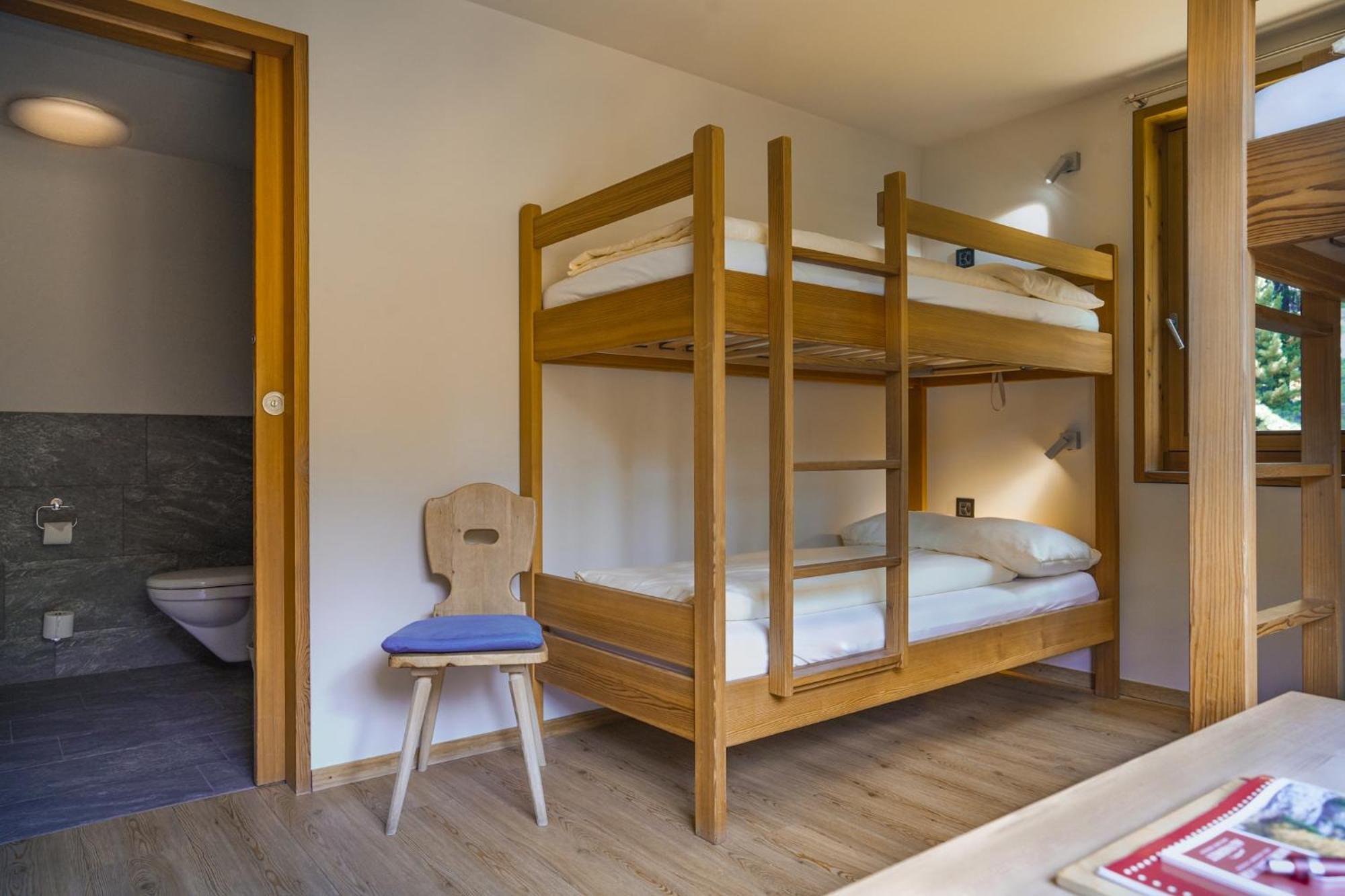 Hotel Morteratsch 蓬特雷西纳 外观 照片
