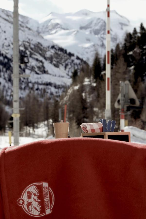 Hotel Morteratsch 蓬特雷西纳 外观 照片